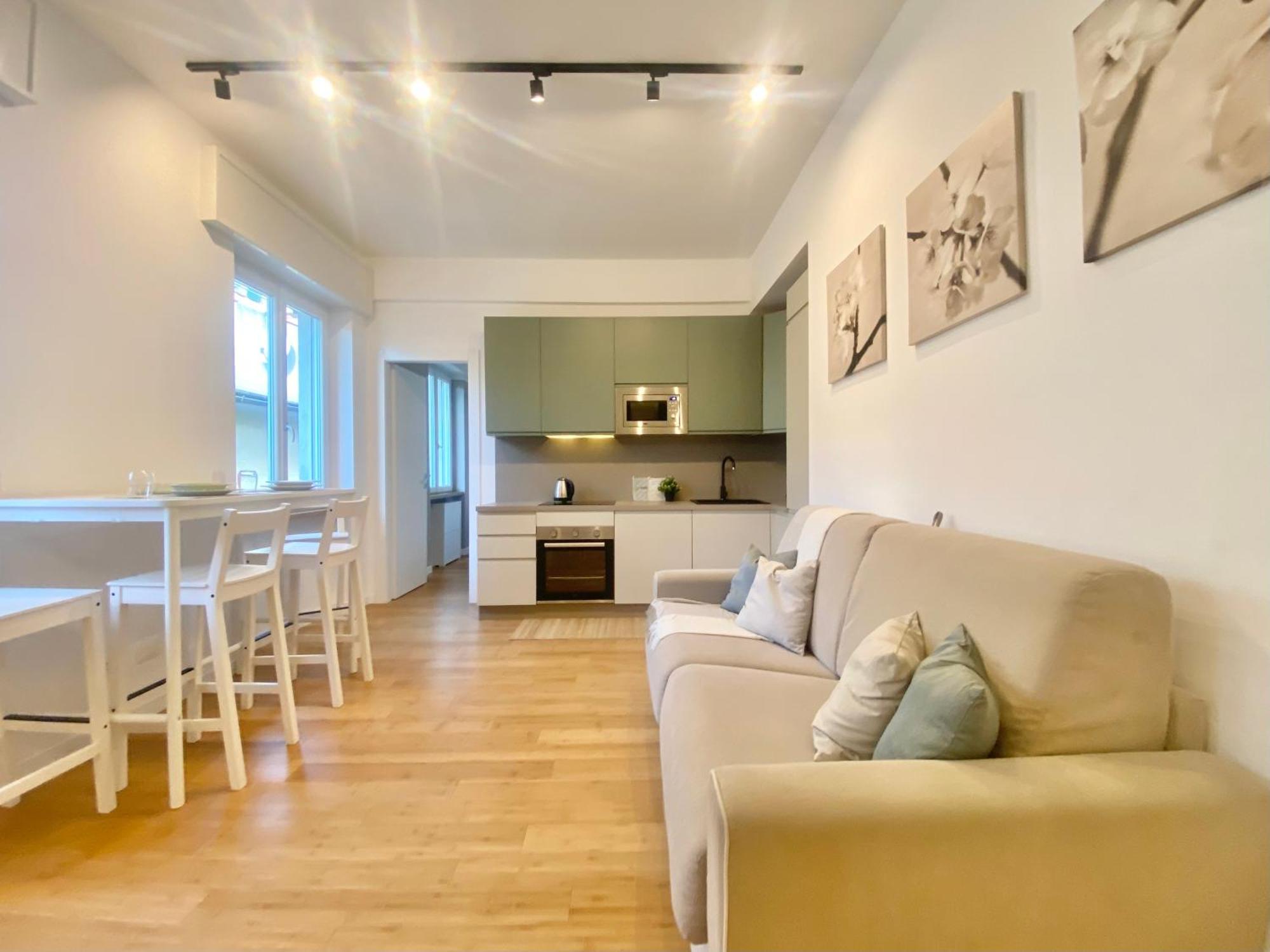 Casaviva - Apartment In The Historic Center - Land Cenova Dış mekan fotoğraf